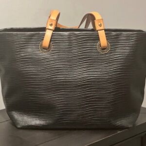 DOONEY & BOURKE black leather tote style handbag